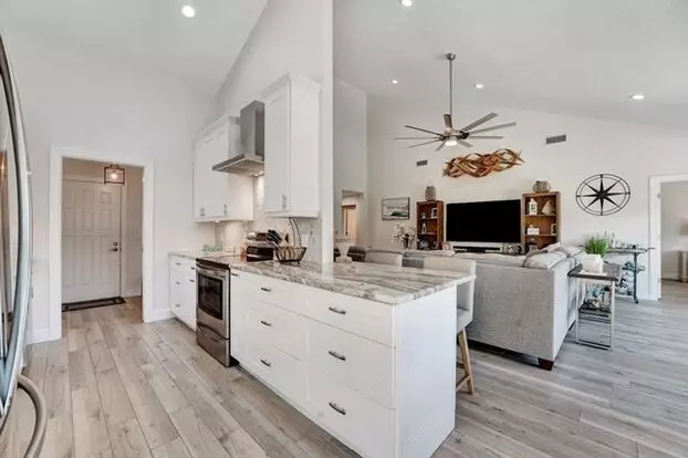 118 Ridge Rd Apartment for rent in Jupiter, FL