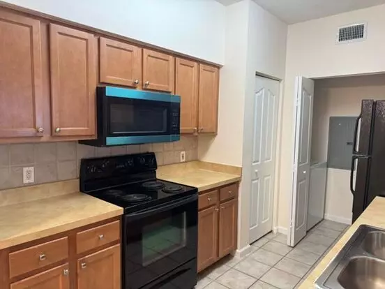 9833 Baywinds Drive 7107, West Palm Beach, Fl 33411 Apartment for rent in West Palm Beach, FL