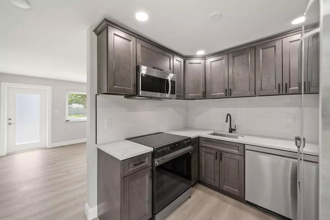 2071 W Carrol Cir House for rent in West Palm Beach, FL