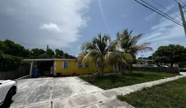 5 of 13 1036 S 14th St House for rent in Lantana, FL