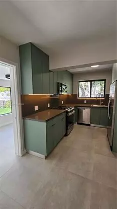 424 Ne 63rd Street 0, Miami, Fl 33138 Apartment for rent in Miami, FL