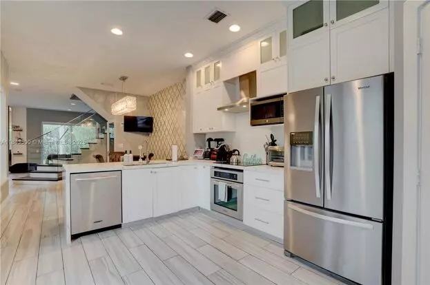 1364 W Harbor View W 0, Hollywood, Fl 33019 Apartment for rent in Hollywood, FL 1364 W Harbor View W 0, Hollywood, Fl 33019 Apartment for rent in Hollywood, FL