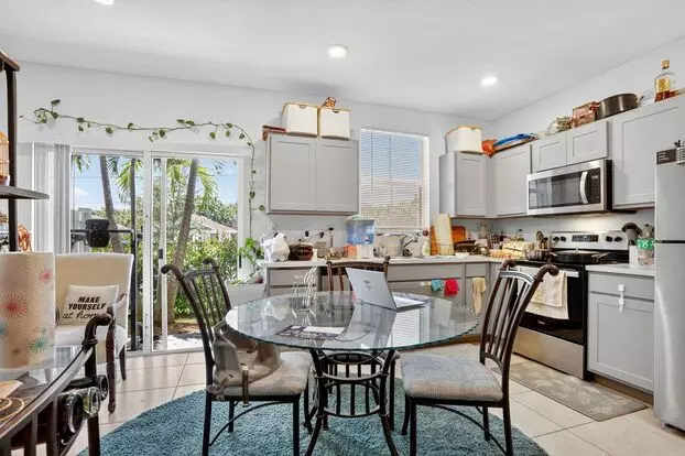 376 Nw 8th Court 376, Pompano Beach, Fl 33060 Apartment for rent in Pompano Beach, FL