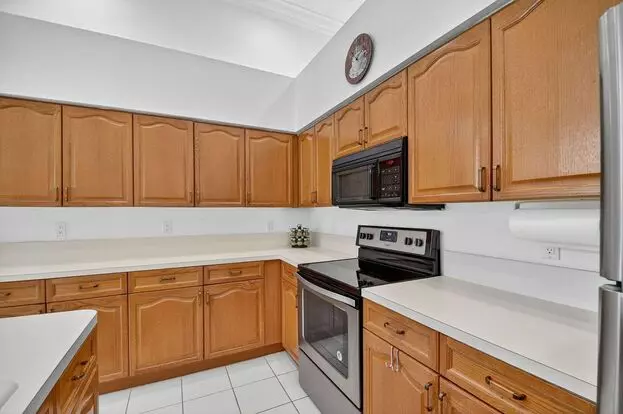 4553 Barclay Fair Way Apartment for rent in Lake Worth, FL