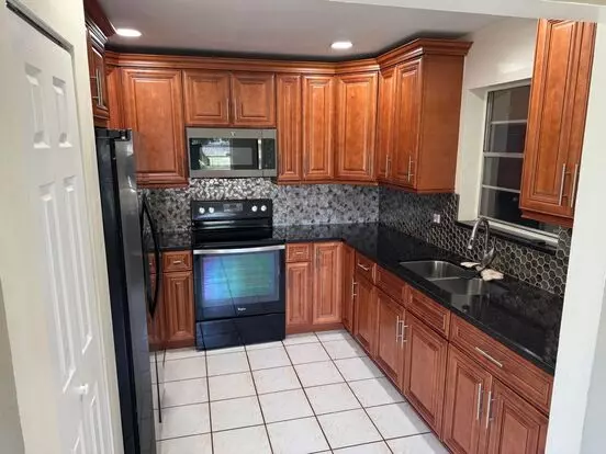 4603 Lexington Ave Apartment for rent in Lake Worth, FL