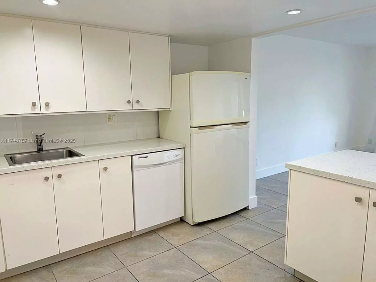 535 N University Drive 73, Plantation, Fl 33324 House for rent in Plantation, FL