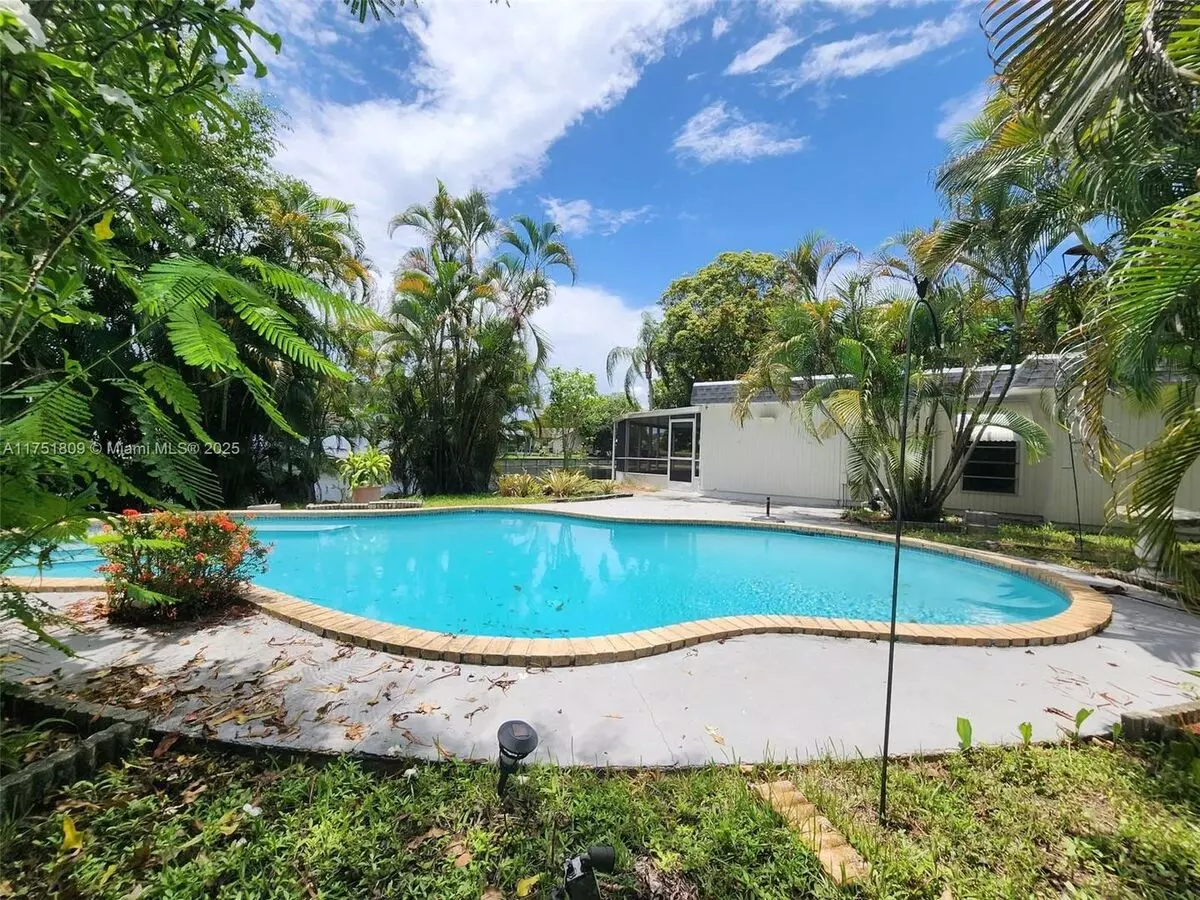 6900 NW 78th St House for rent in Tamarac, FL