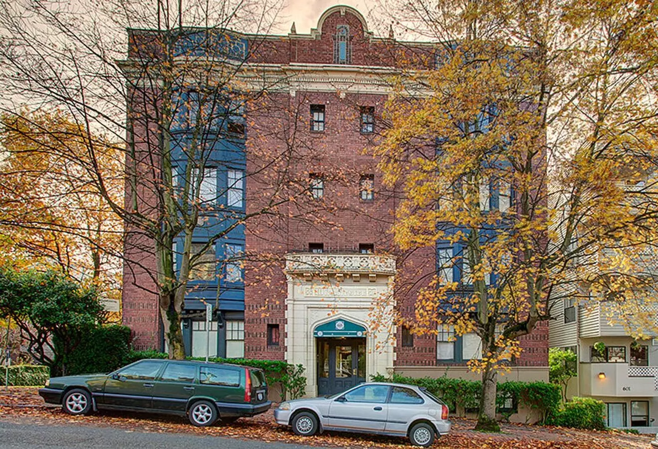 Winchester Apt Apartment for rent in Seattle, WA
