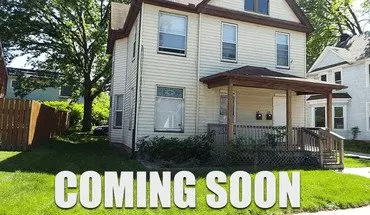 2 of 8 1018-621 Douglas Court Apartment for rent in Davenport, IA