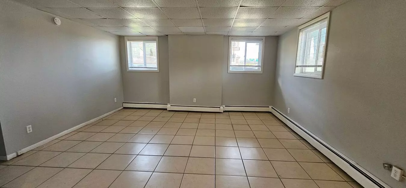2 of 4 Ncgsa2200 7th Ave Apartment for rent in Moline, IL
