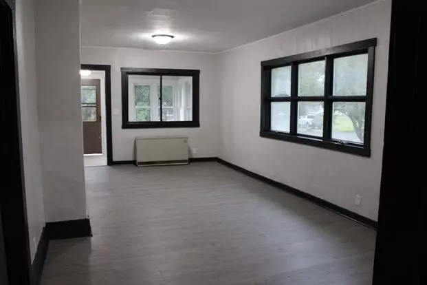 317 S 6th St Apartment for rent in Cornell, WI
