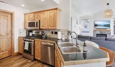 3 of 13 Redstone Condo With A/c And 1 Car Garage Apartment for rent in Park City, UT