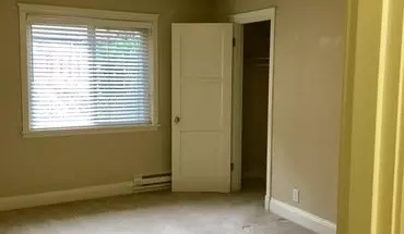 5 of 6 Remodeled, Spacious One Bedroom 1 Block From Kerry Park! Great Location!! Apartment for rent in Seattle, WA