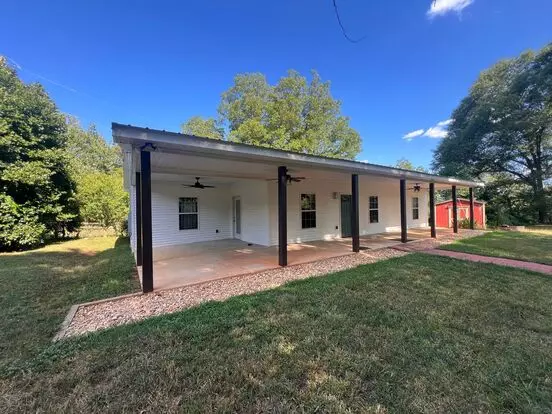 Beautifully Renovated 3-bedroom Home With Fenced Yard In Jefferson, Ga Apartment for rent in Jefferson, GA