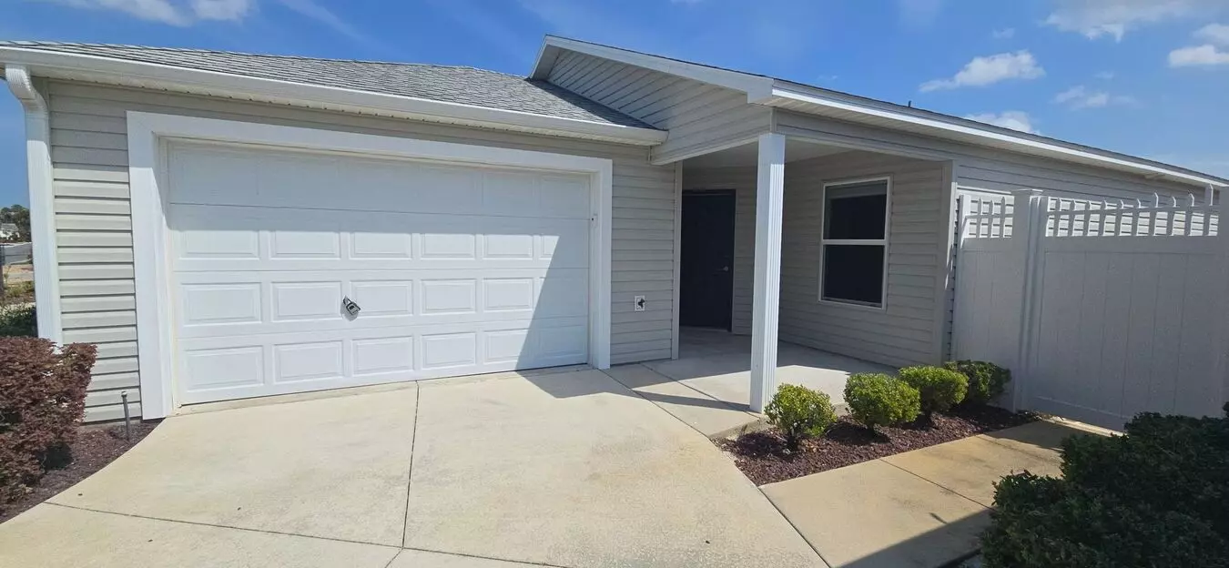 Charming 2-bed, 2-bath Home In The Village Of Collier! House for rent in The Villages, FL