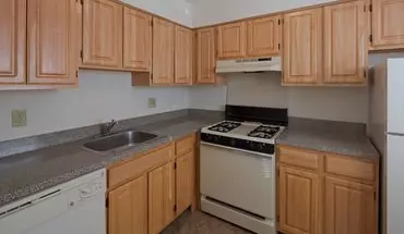 3 of 12 Pickwick Village III Lp Apartment for rent in Maple Shade, NJ