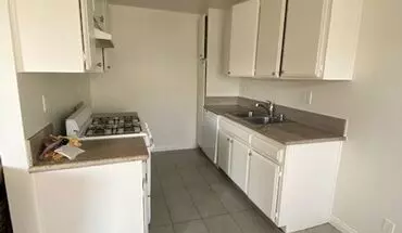 2 of 37 Maplewood Apartment for rent in Los Angeles, CA