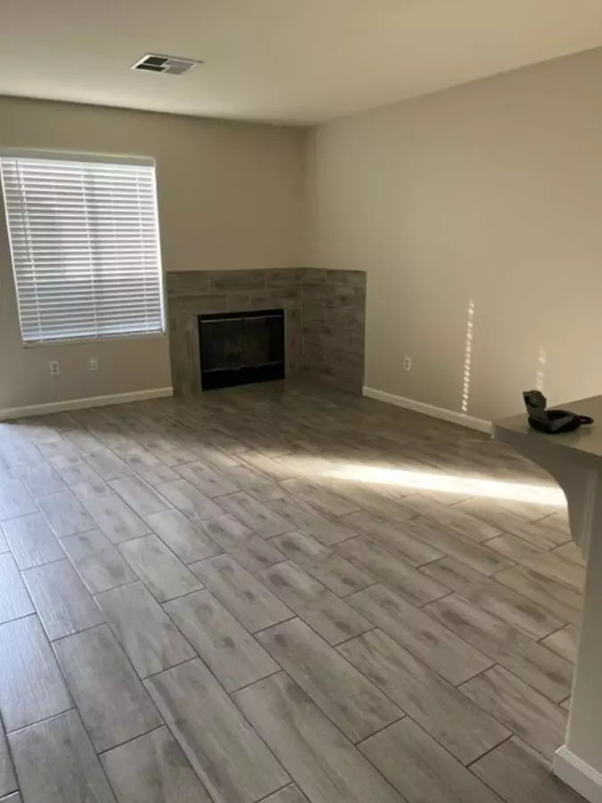 8605 Lyn River Ct Apartment for rent in Bakersfield, CA