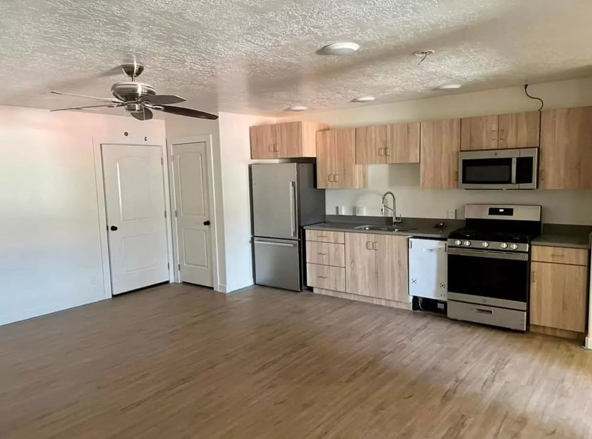 682 N 1450 W unit B5 Apartment for rent in Cedar City, UT