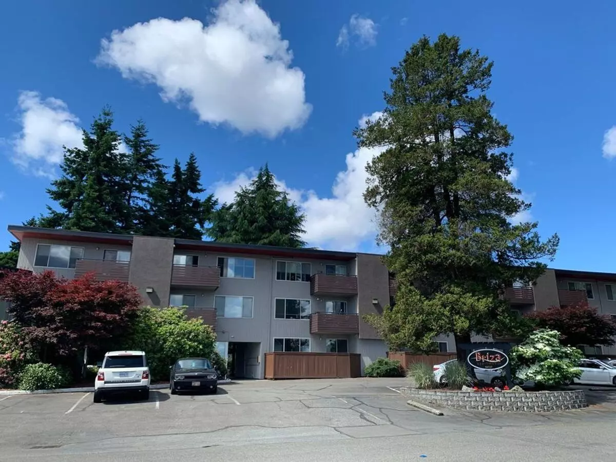 14727 Bothell Way NE Apartment for rent in Shoreline, WA