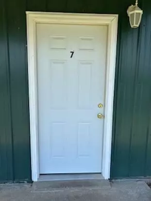 Pea Vine Place Apartment for rent in Stilwell, OK