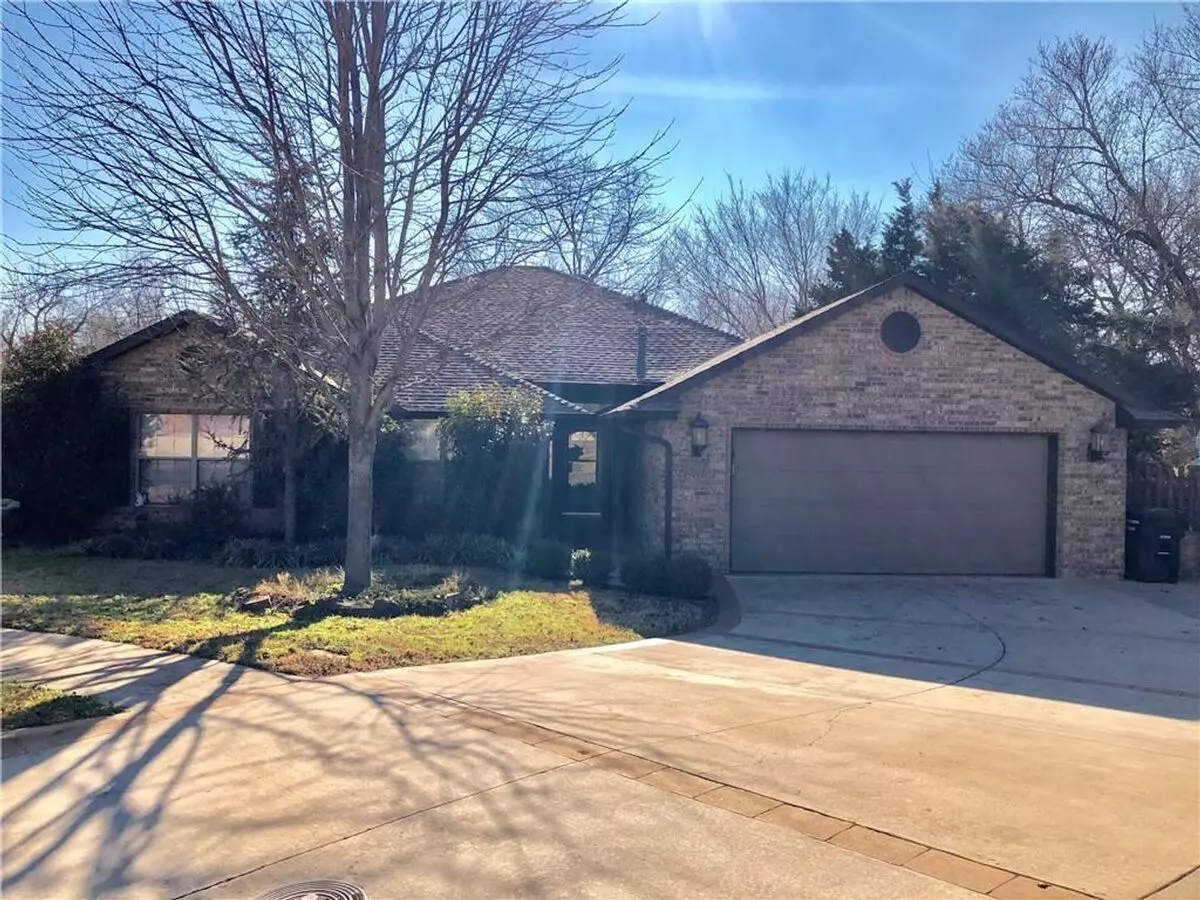 For Lease - Comfortable And Convenient Living House for rent in Moore, OK