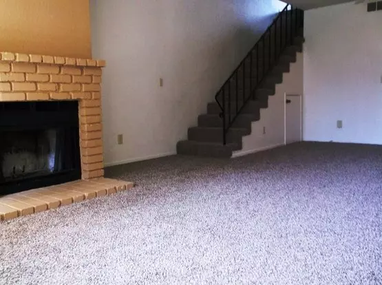 Willow Park Apartment for rent in Fresno, CA