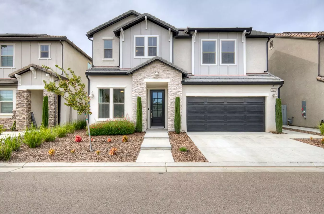 Via Campagna House for rent in Fresno, CA