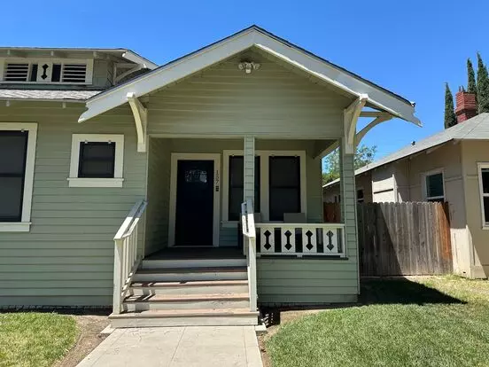 College 149-157 Apartment for rent in Fresno, CA