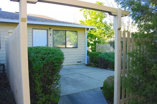 Marlene Village Townhomes Apartment for rent in Ukiah, CA