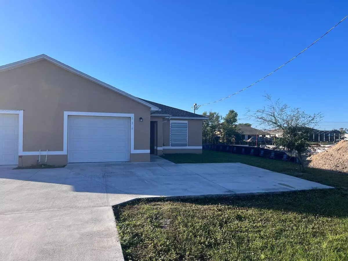 Charming 3-bed, 2-bath Duplex In Cape Coral – $500 Off 1st Months Rent House for rent in Cape Coral, FL