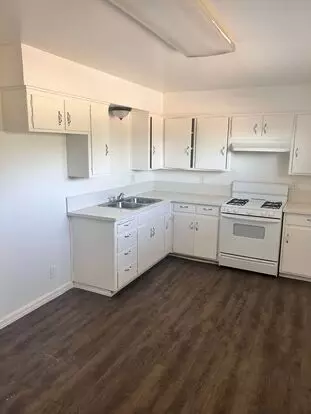 820 Sutter Ave Apartment for rent in Modesto, CA