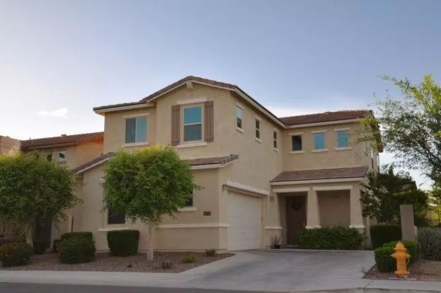 Stunning 5Bed 2771 Sq/ft Gilbert Home! Apartment for rent in Gilbert, AZ