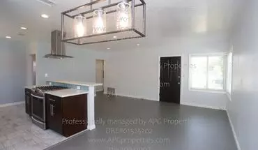 2 of 29 2016 W Ash Ave House for rent in Fullerton, CA