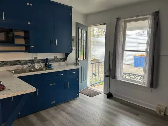 J&amp;a 1201 Cedar Apartment for rent in Owatonna, MN