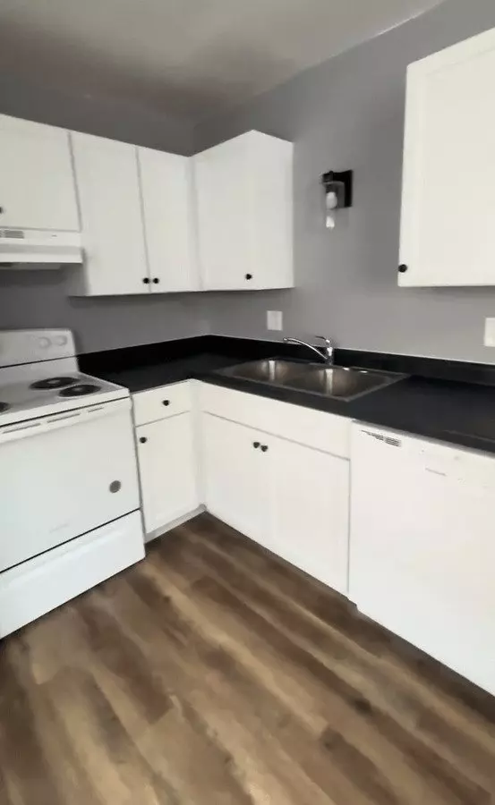 430 W Calumet St Apartment for rent in Appleton, WI