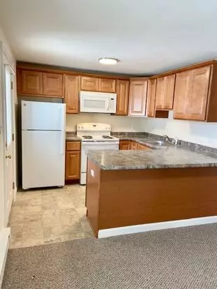 10 Maple St Apartment for rent in Newmarket, NH