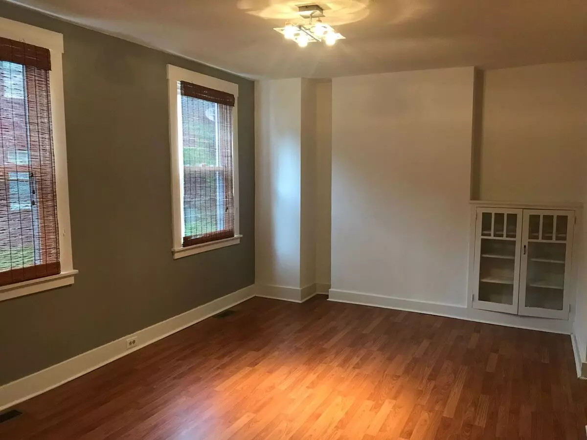 Updated Squirrel Hill House, Amazing Location Available August 2025! House for rent in Pittsburgh, PA