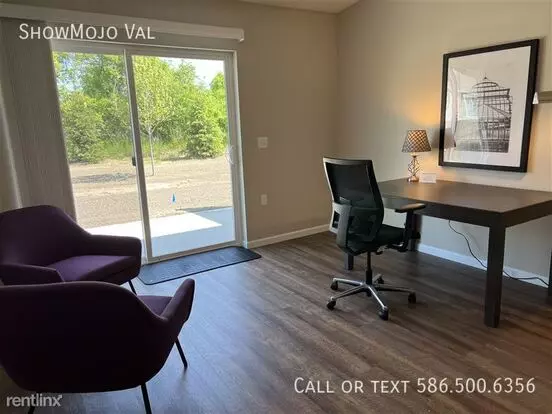 1880 E Avon Rd Apartment for rent in Rochester Hills, MI