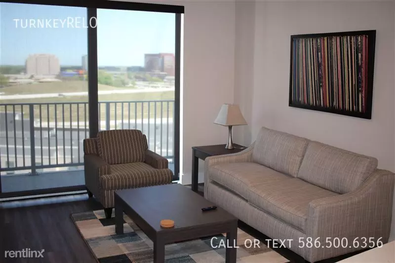 660 W Big Beaver Rd Apartment for rent in Troy, MI