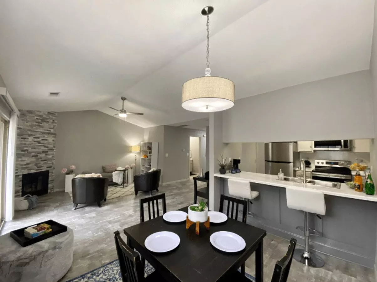 1050 Minns Dr Apartment for rent in Machesney Park, IL