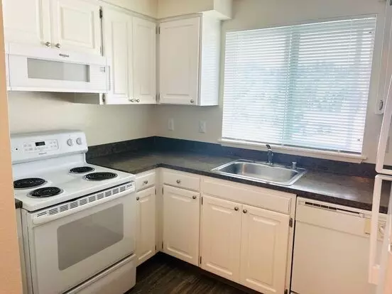 Fernwood Trails Apartment for rent in Kenmore, WA
