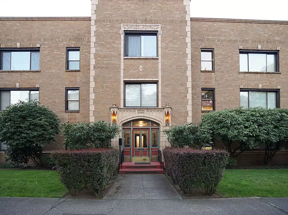 Sir Lancelot Apartments Apartment for rent in Seattle, WA