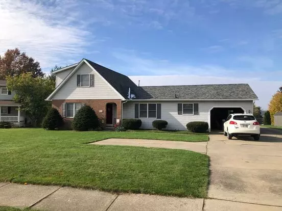 141/143 Southpark Apartment for rent in Wadsworth, OH
