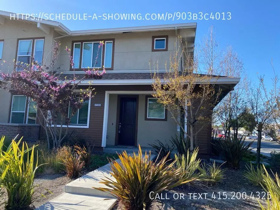 2580 Alvin St House for rent in Mountain View, CA