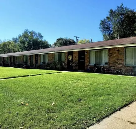 Brookside Dr Apartment for rent in Whitmore Lake, MI