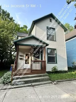 744 Jackson St NW Apartment for rent in Grand Rapids, MI