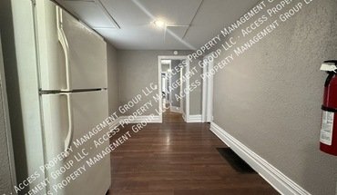 934 S Park St Lowr Apartment for rent in Kalamazoo, MI