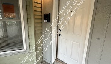 1058 Lafayette Ave SE Apartment for rent in Grand Rapids, MI