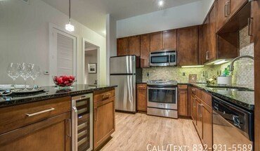 1106 Sherwood Forest St Apartment for rent in Houston, TX